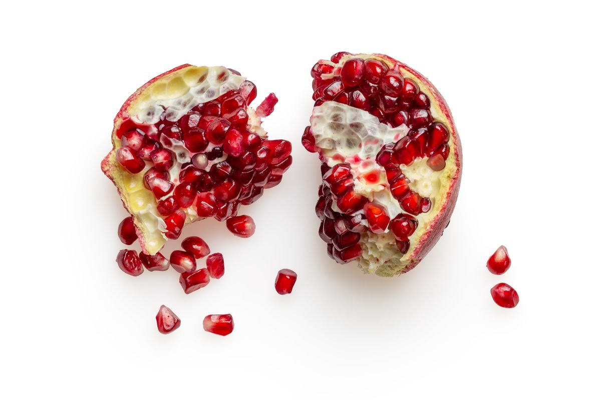 Кісточки гранату: користь та шкода для вашого здоров’я – що важливо знати?