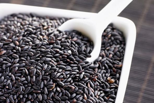 Чорний кунжут: користь та шкода для вашого здоров’я?