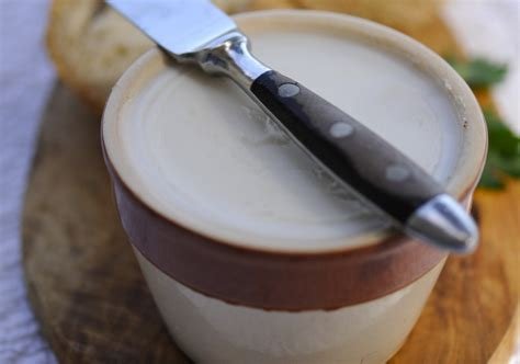 Як використовувати гусячий жир: користь для здоров’я та краси?