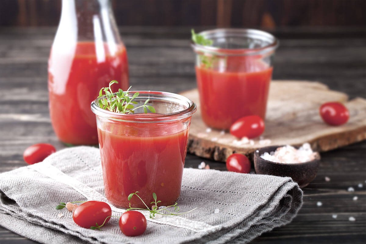 Чи корисний томатний сік: яка користь і шкода для здоров’я?