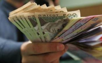 Чи оподатковується матеріальна допомога в Україні: актуальна інформація