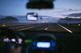 Чи можна їхати по трасі в комендантську годину: правила та винятки