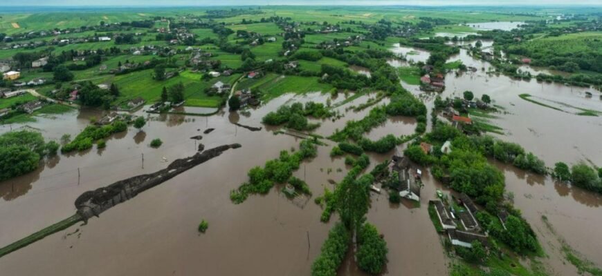 Наслідки повеней: вплив на довкілля, економіку та суспільство