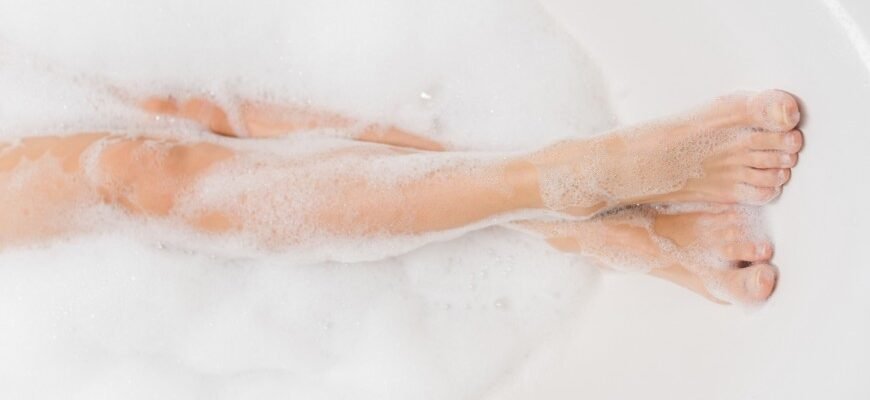 Чи можна вагітним приймати ванну: рекомендації та застереження