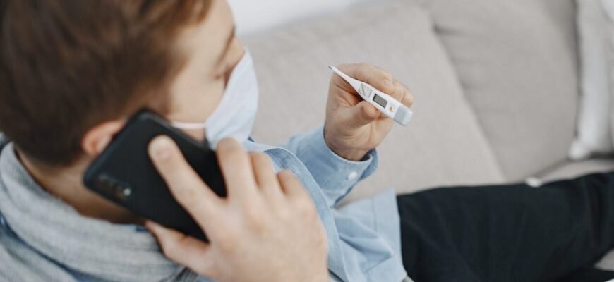 Чи можна парити ноги при температурі: корисні поради та обмеження