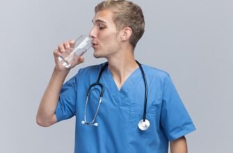 Чи можна пити воду перед здачею сечі: що варто знати для аналізу