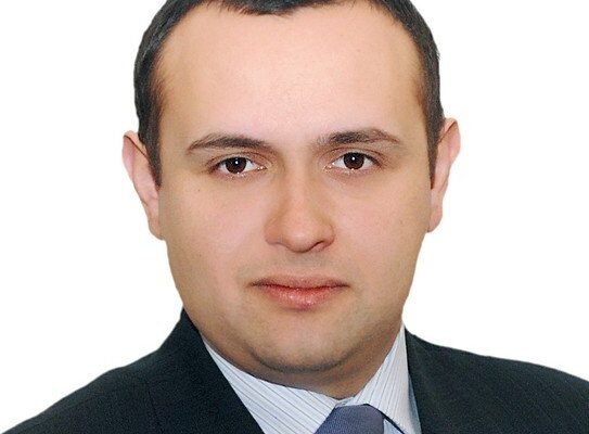 Ткачук Юрій Любомирович — Професійний Вертебролог: Досвід та Підхід