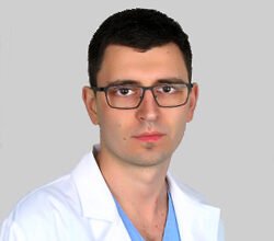 Андрій Олегович Кулянда: Життєвий шлях та професійні досягнення