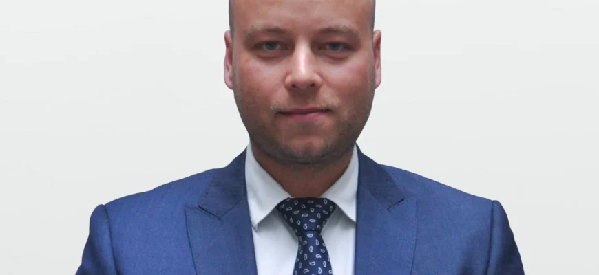 Юрій Драганчук: Біографія та досягнення відомого українського діяча