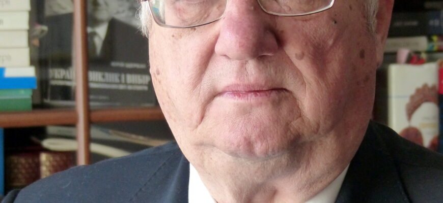 Юрій Щербак: Внесок Видатного Українського Дипломата і Письменника